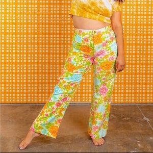 Big Bud Press Vintage Wallpaper Western Pants Size M.